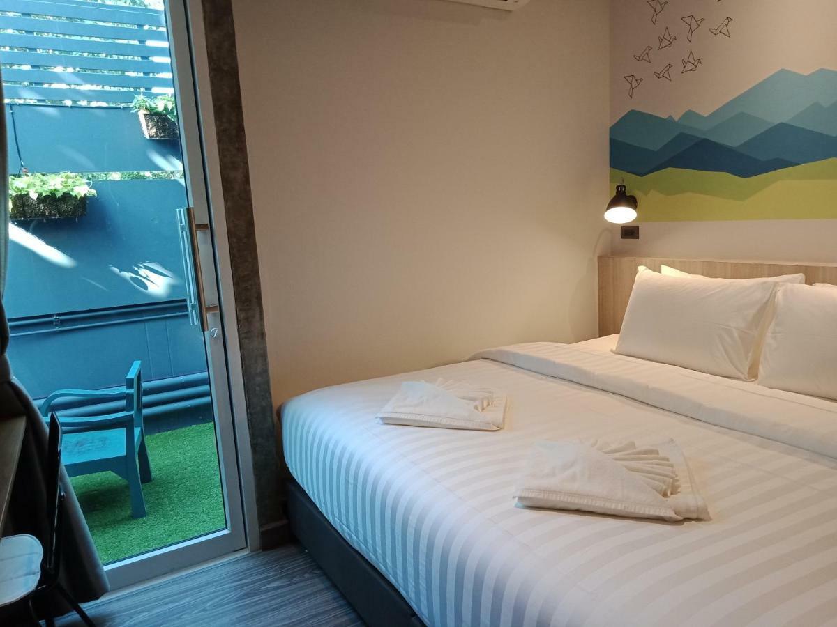 Lana Beds & Space Chiang Mai Exterior foto